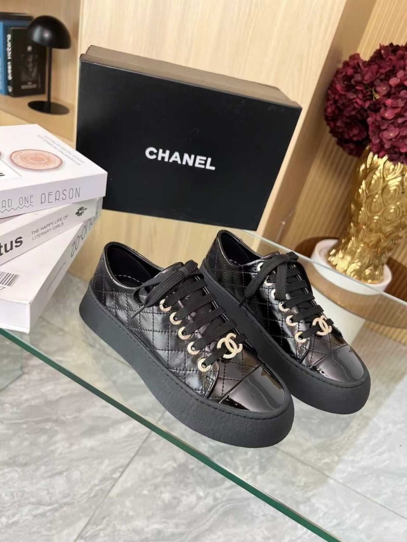 Ch**el sport shoes